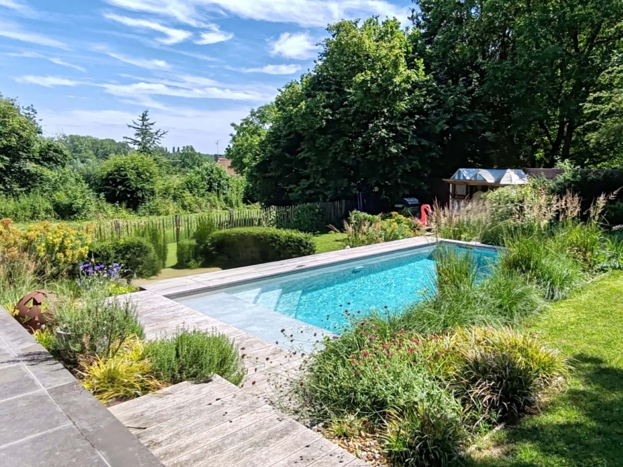 pisciniste valenciennes